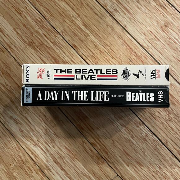(2) Beatles VHS Tapes concert documentary vintage retro - Picture 2 of 5